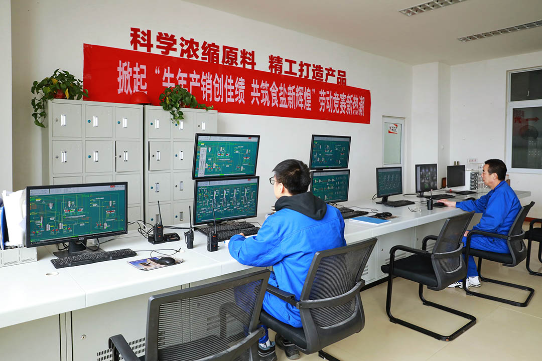 �T���L��